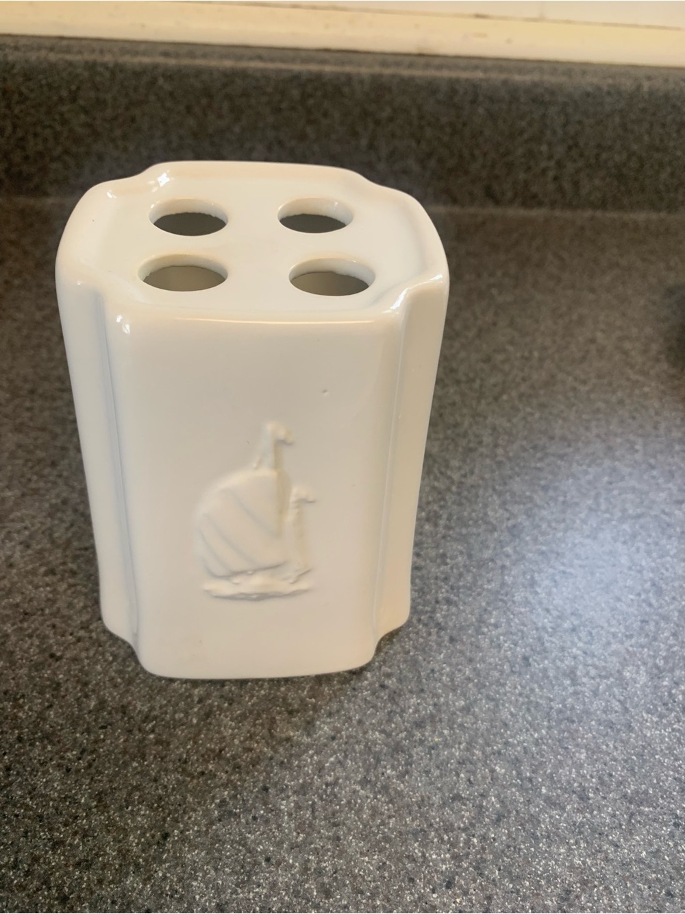 Vintage ceramic Nautica bathroom set toothbrush holder and soap dish - Picture 4 of 7